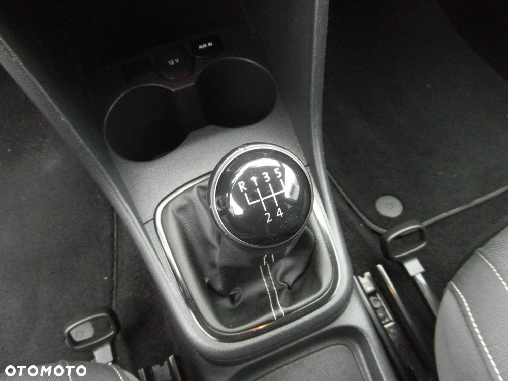 Volkswagen Polo 1.2 Team - 28