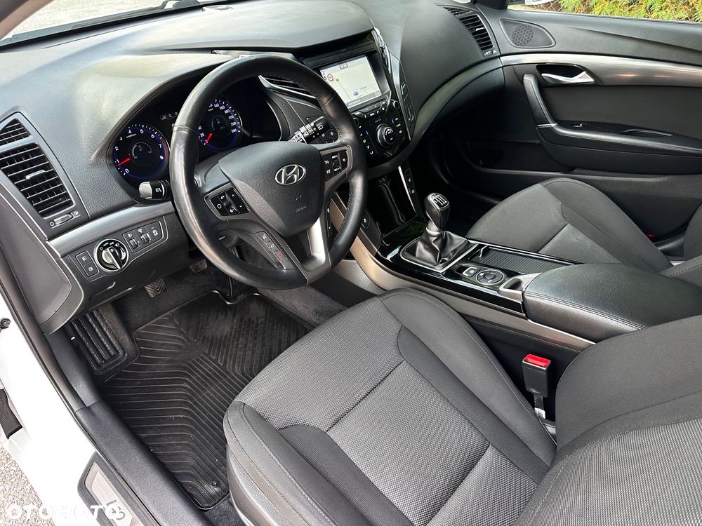 Hyundai i40 1.6 GDI Comfort + - 21