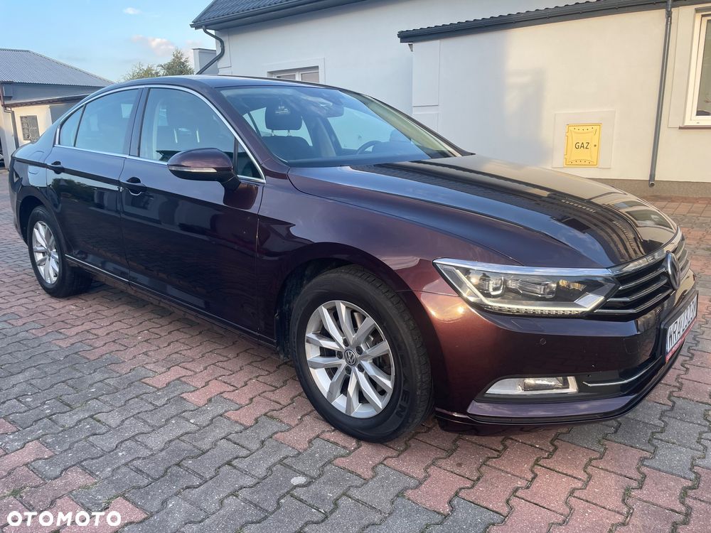Volkswagen Passat 2.0 TDI SCR Highline - 4