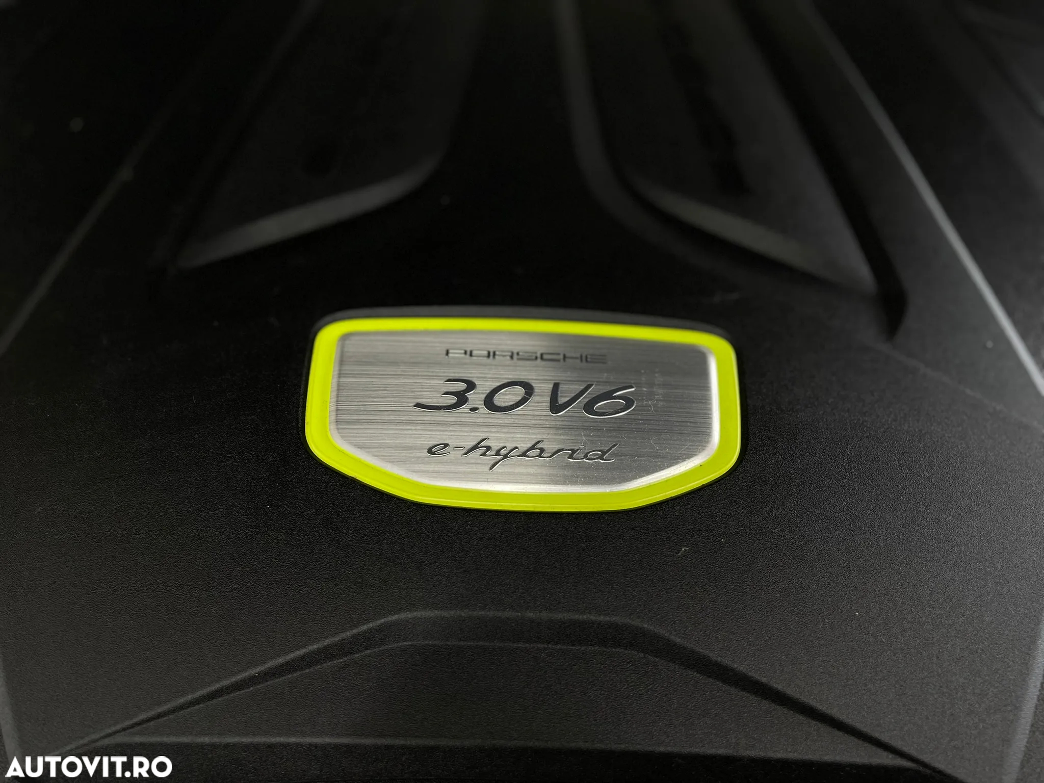 Porsche Cayenne - 33