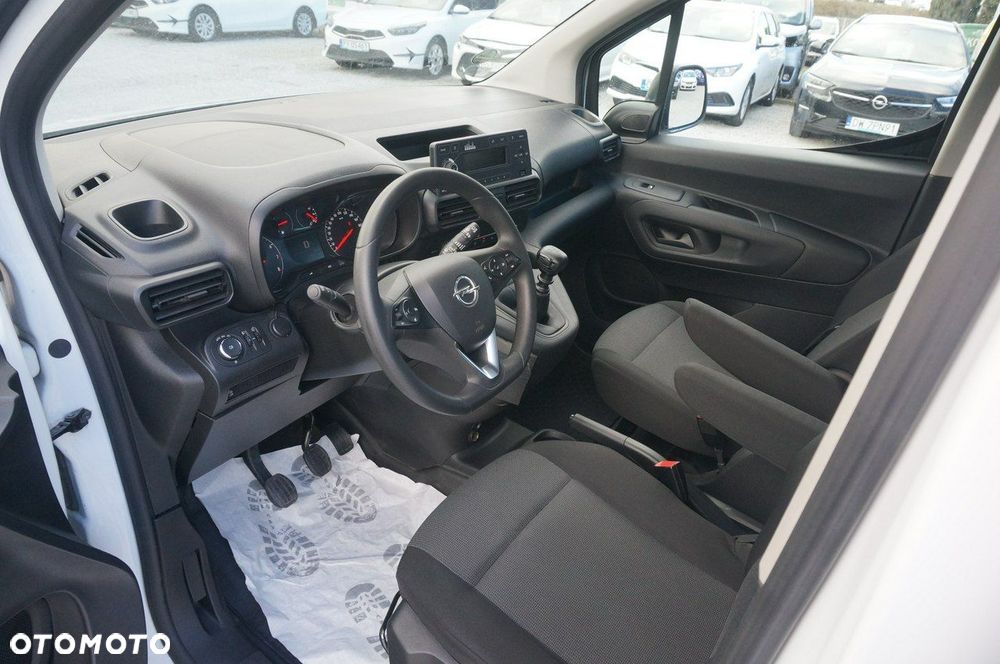 Opel Combo - 24