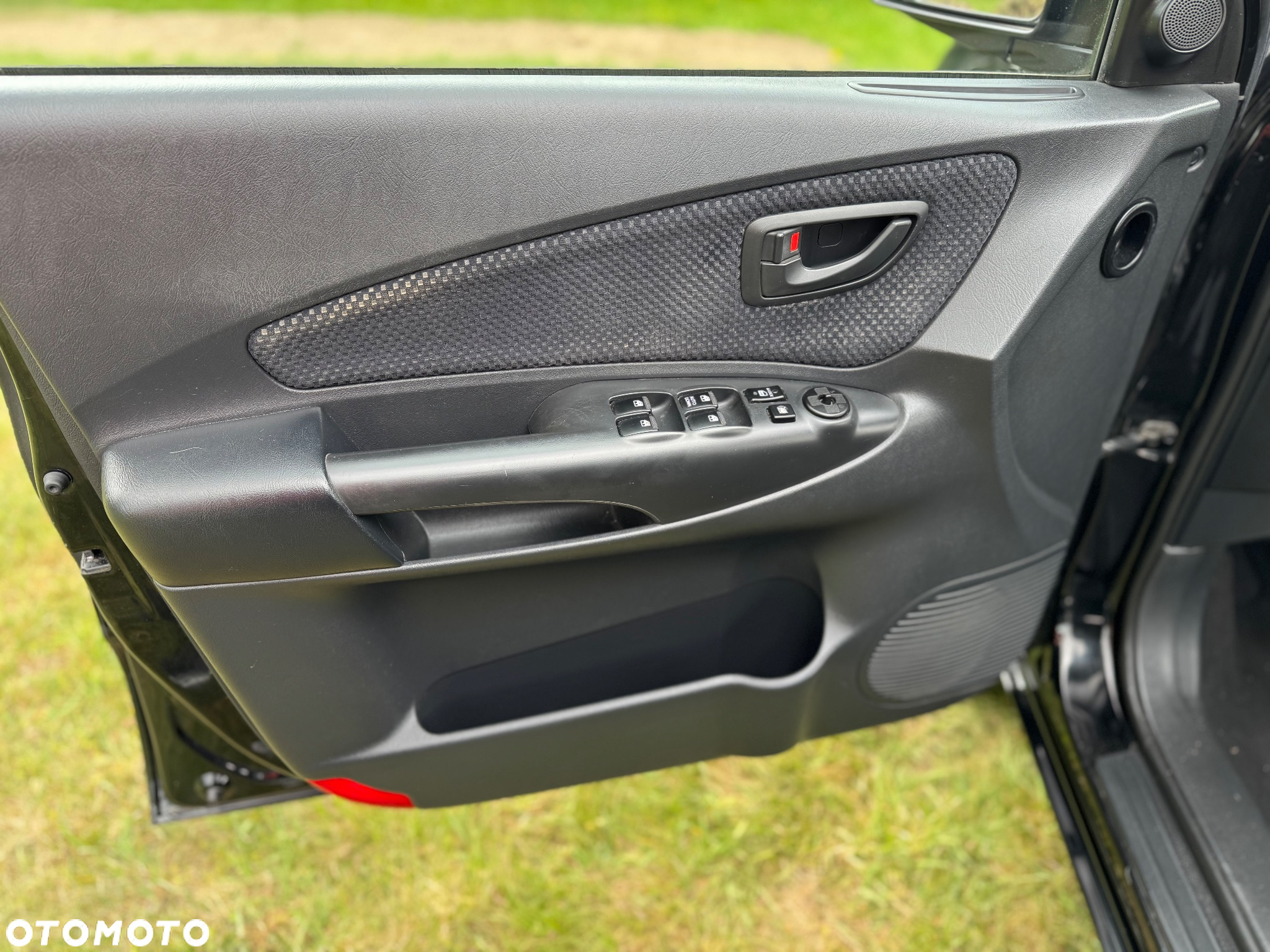 Hyundai Tucson 2.0 2WD GLS - 24