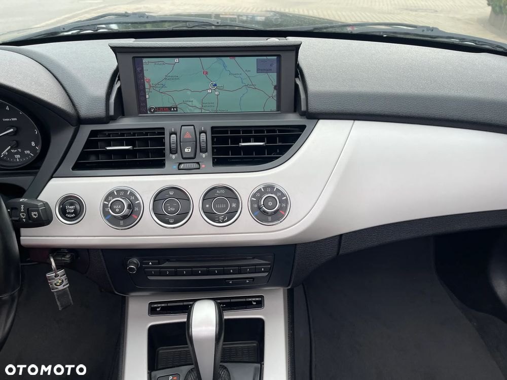 BMW Z4 sDrive23i - 27