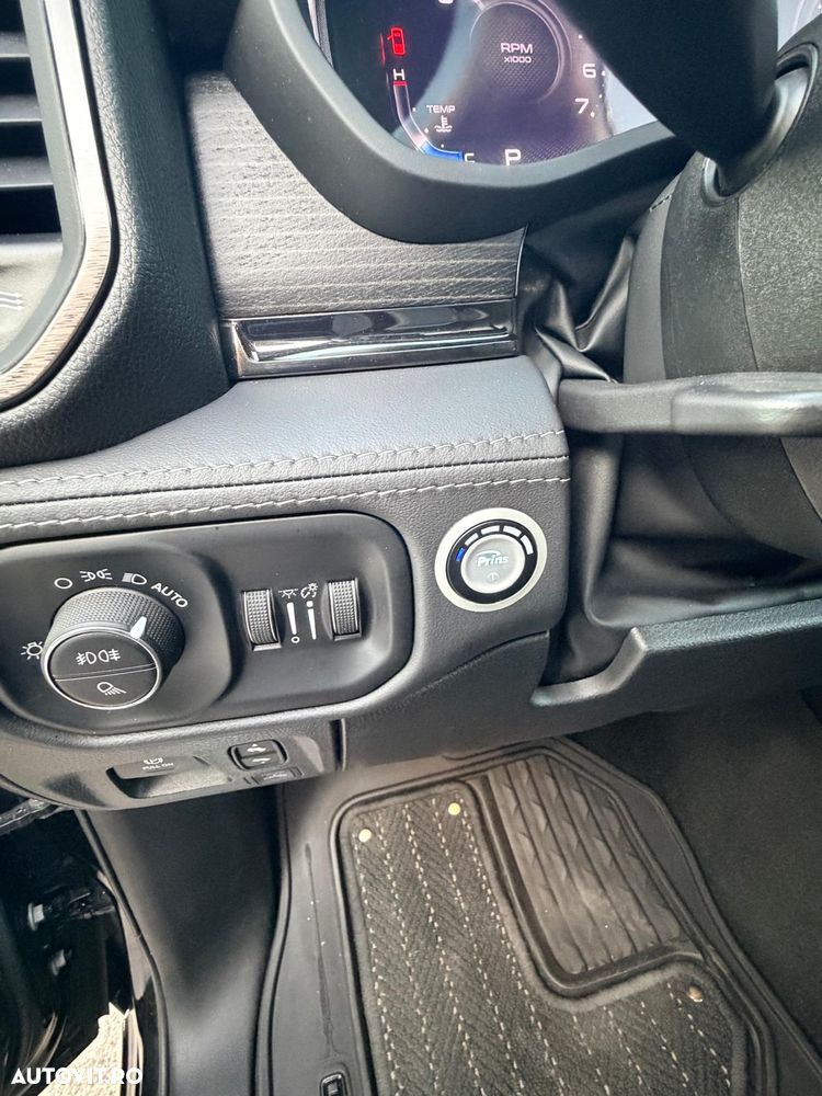 Dodge RAM - 15