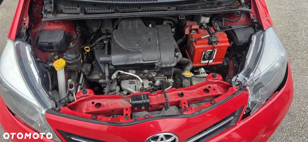 TOYOTA YARIS III fotel kanapa tył - 4