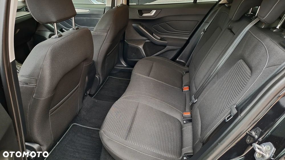 Ford Focus 1.0 EcoBoost mHEV Titanium X - 12