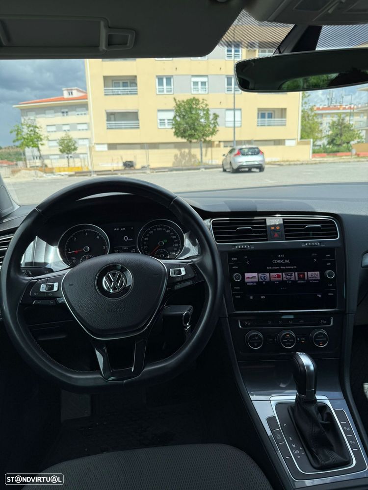 VW Golf 1.6 TDI Stream DSG - 9