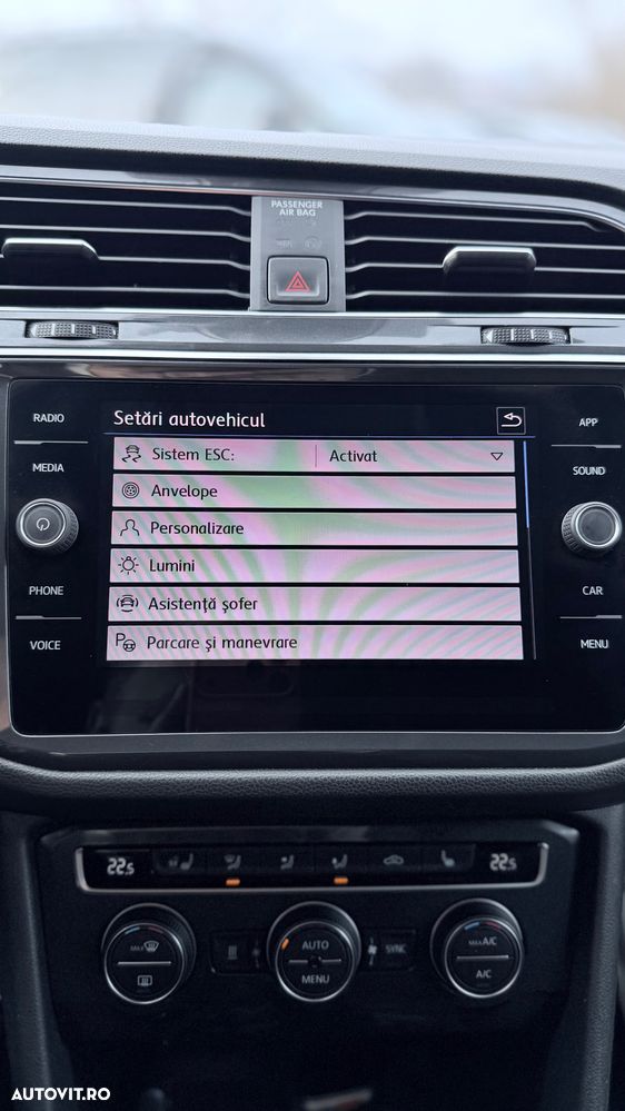 Volkswagen Tiguan - 21