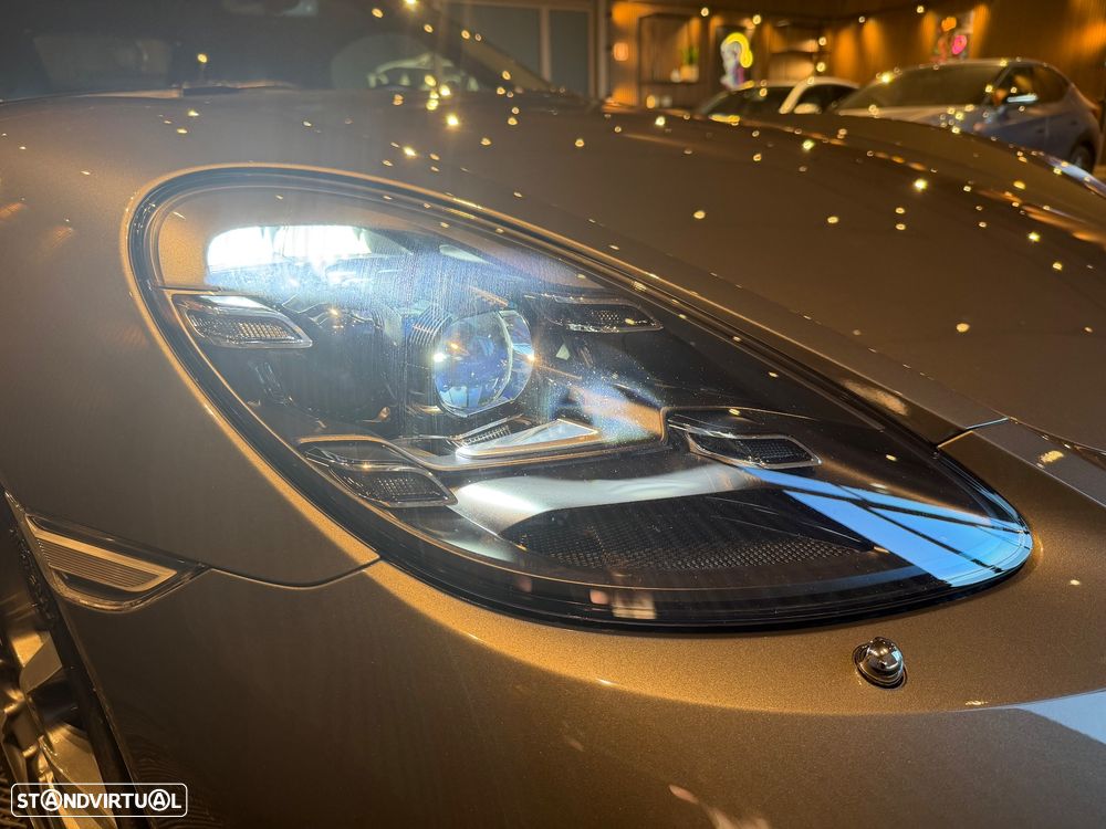 Porsche 718 Boxster 2.0 T PDK - 11