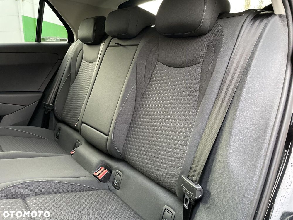 Volkswagen T-Roc - 12