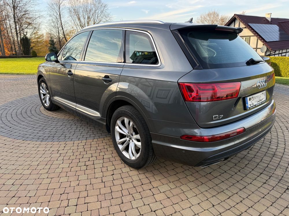 Audi Q7 - 3