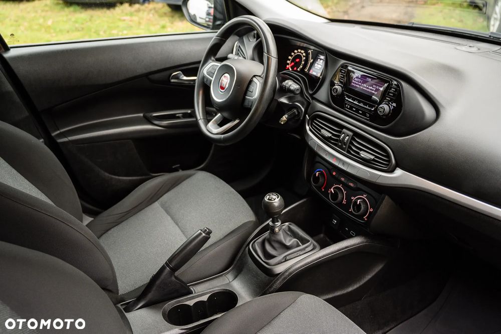 Fiat Tipo 1.4 16v Easy - 10