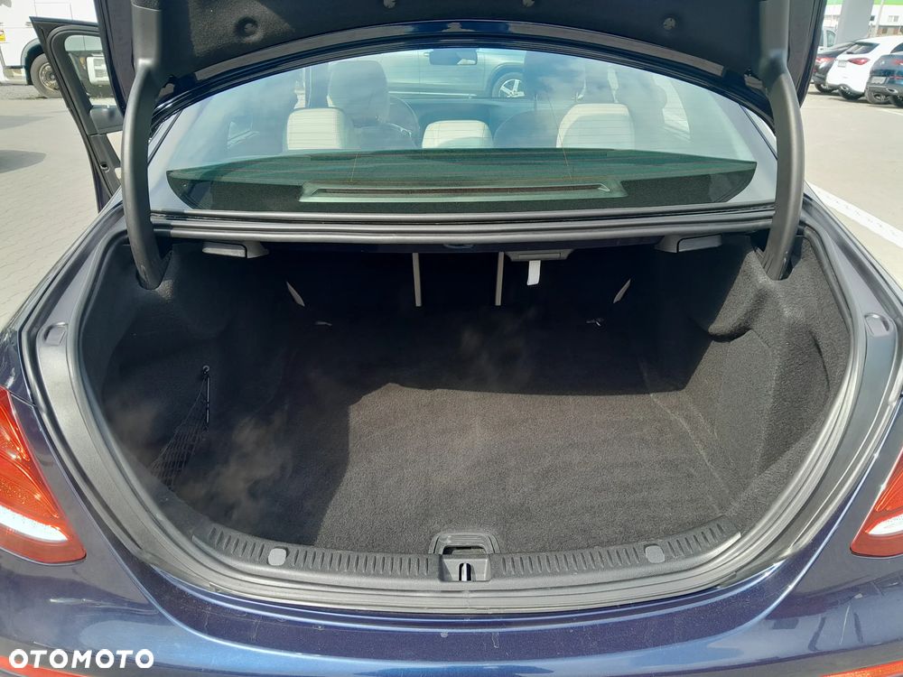 Mercedes-Benz Klasa E 43 AMG 4-Matic - 21