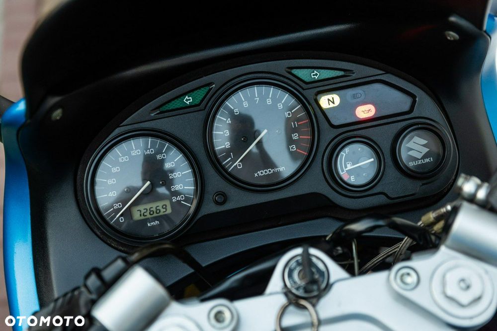 Suzuki GSX - 9