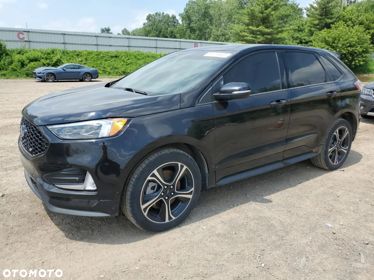 Ford Edge - 2