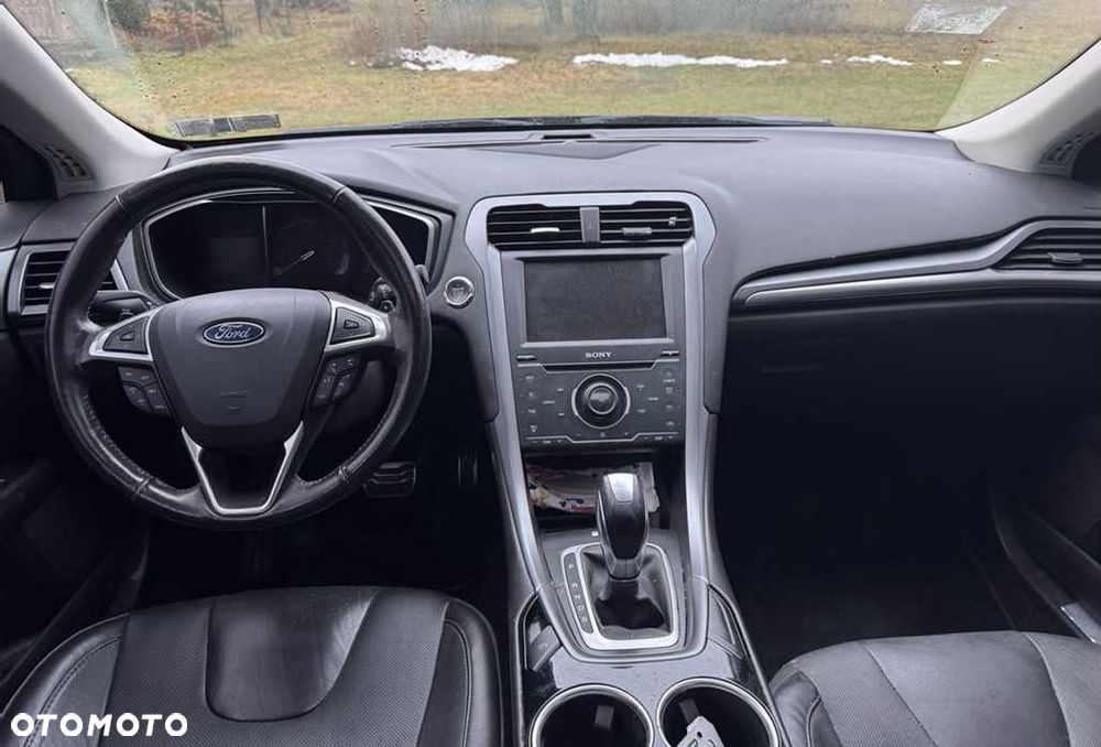 Ford Fusion - 5