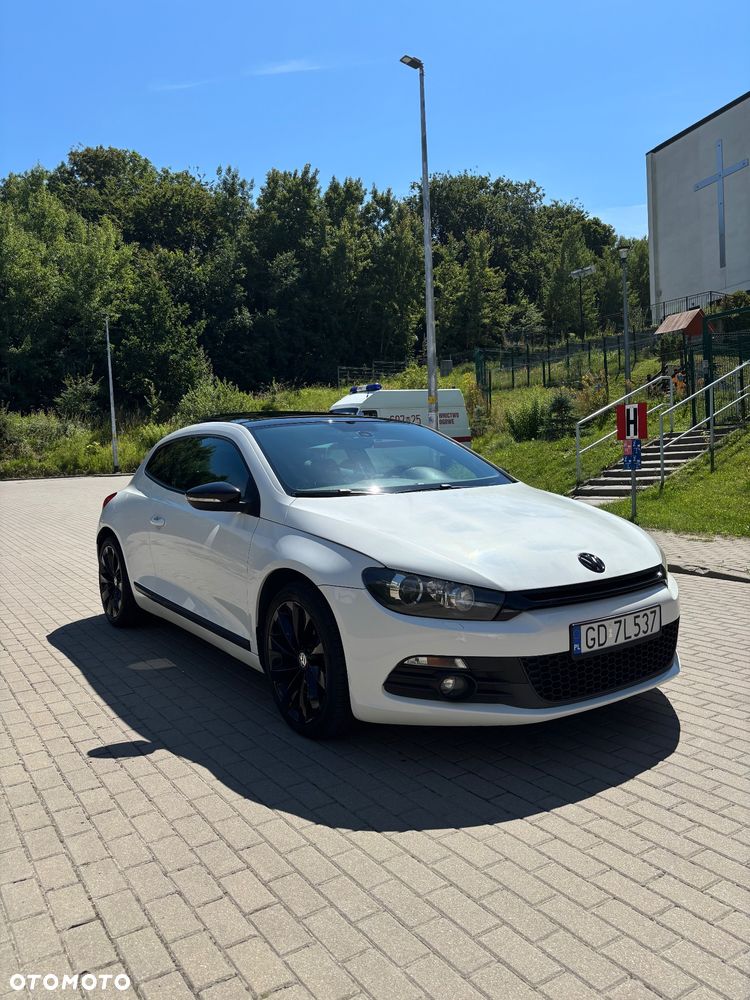 Volkswagen Scirocco 2.0 TSI - 2