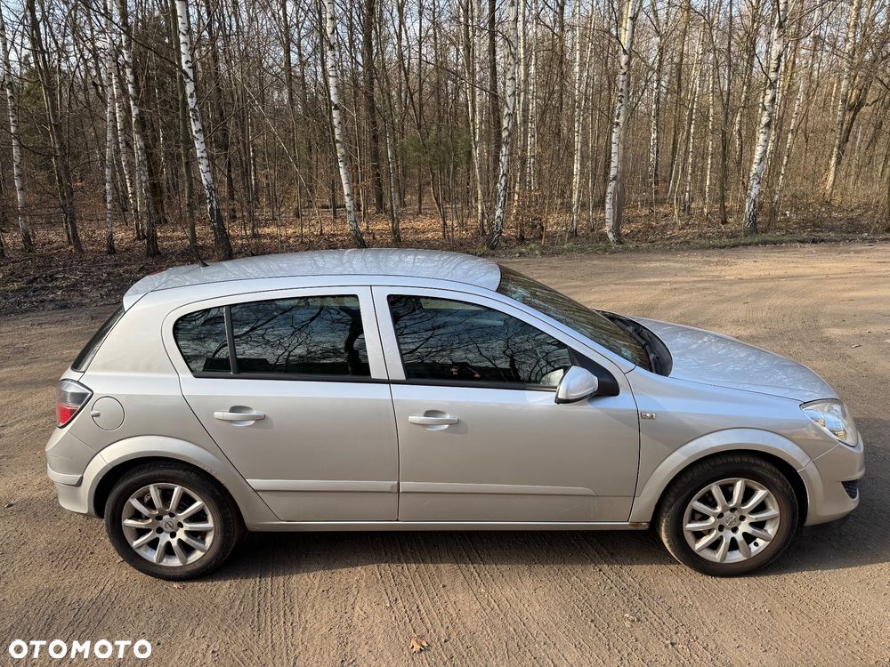 Opel Astra 1.6 Edition - 2