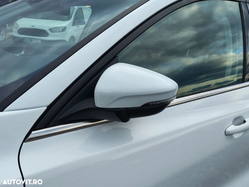 Ford Focus 1.5 EcoBlue Start-Stopp-System TITANIUM - 14