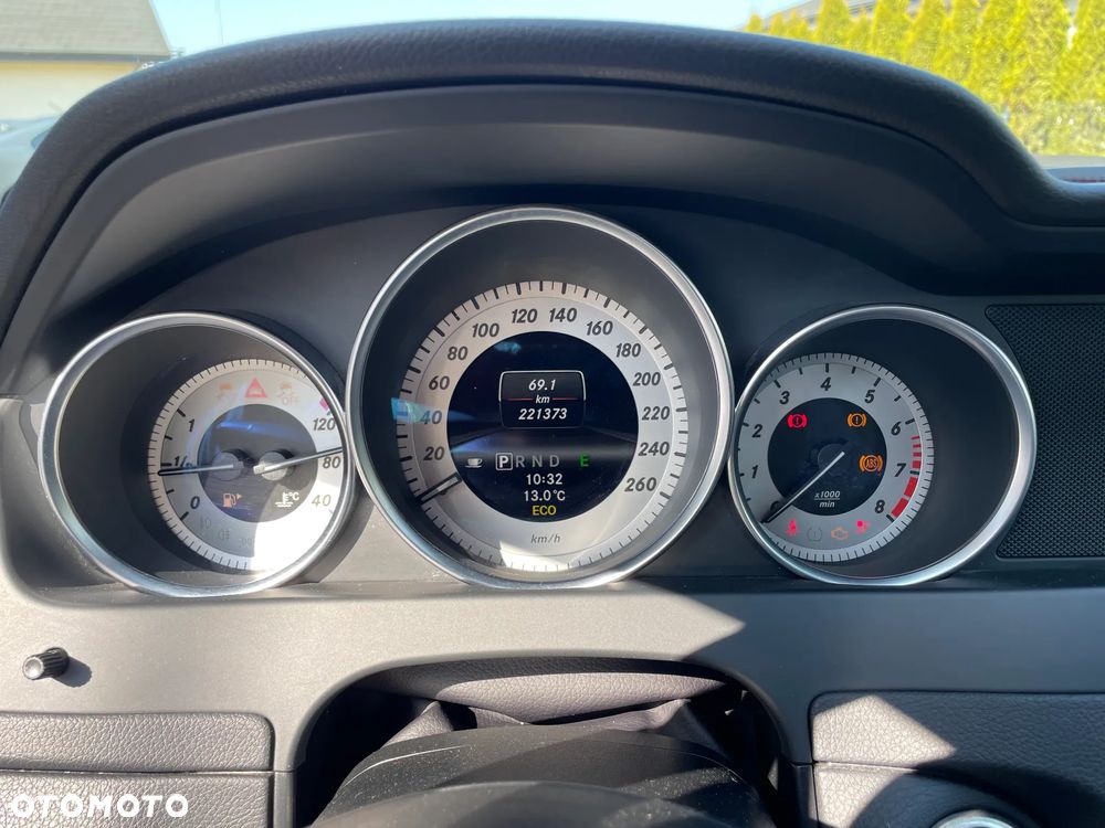 Mercedes-Benz Klasa C 180 (BlueEFFICIENCY) 7G-TRONIC Avantgarde - 11