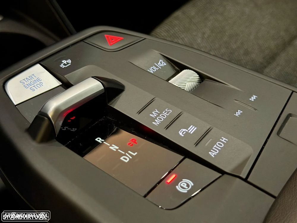 BMW X1 sDrive18d - 39