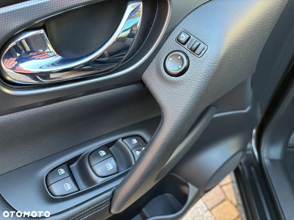 Nissan Qashqai 1.3 DIG-T DCT TEKNA+ - 27