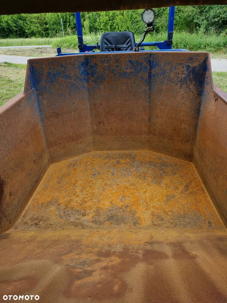 Kubota Canycon S100. Wozidło Gąsienicowe. Japońska Wywrotka w Pełni Hydrauliczna. Samo-załadowcza łyżka. Kiper Obrotowy! Silnik Kubota 3cylindry. Potężna moc. Szybka wolna jazda! Tylko 351 MTG. 2015rok prod. Ani deka luzów czy wycieków! Maszyna Sprowadzona z Norwegii z urzędu komunalnego. Używana raz do roku. Wielka Okazja! - 4