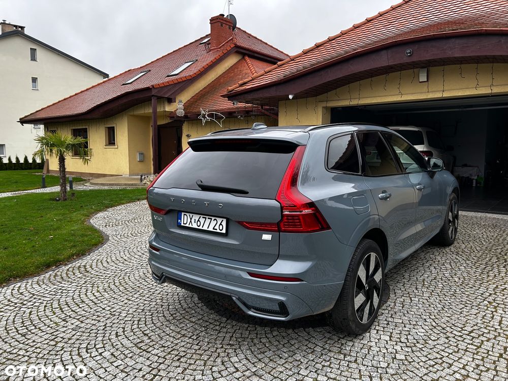 Volvo XC 60 T8 AWD Recharge Geartronic RDesign - 4