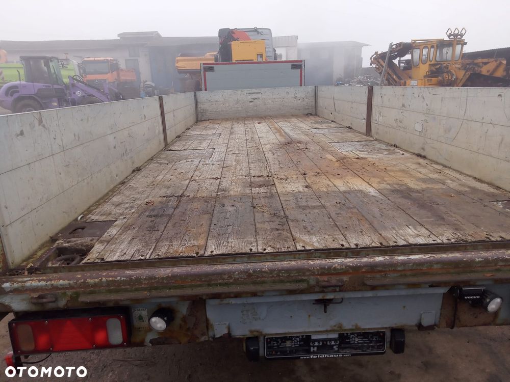 Müller-Mitteltal Tandem Niskopodwoziowa Najazdy 18000 kg Długi pokład 6,70 - 5