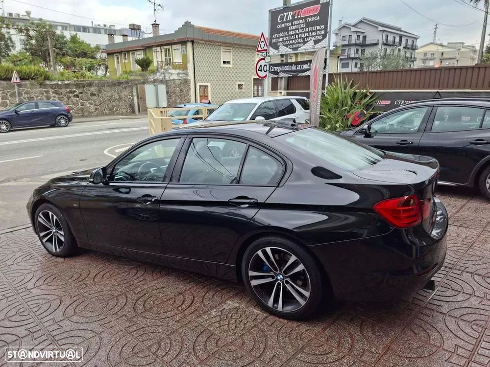 BMW 320 d Aut. Blue Performance Sport Line - 12