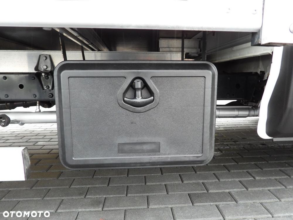 Iveco DAILY 35S18 PLANDEKA WINDA 8 PALET WEBASTO TEMPOMAT KLIMATYZACJA  180KM - 22