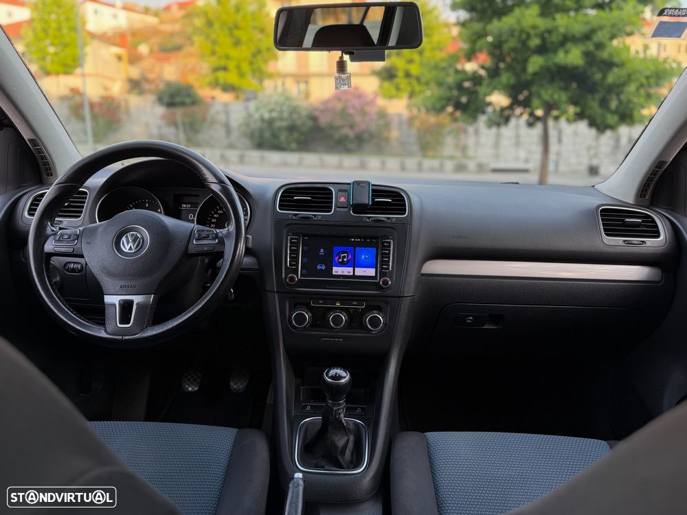 VW Golf 1.6 TDi Edition - 4
