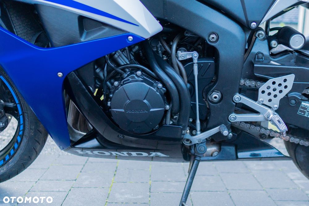 Honda CBR - 30