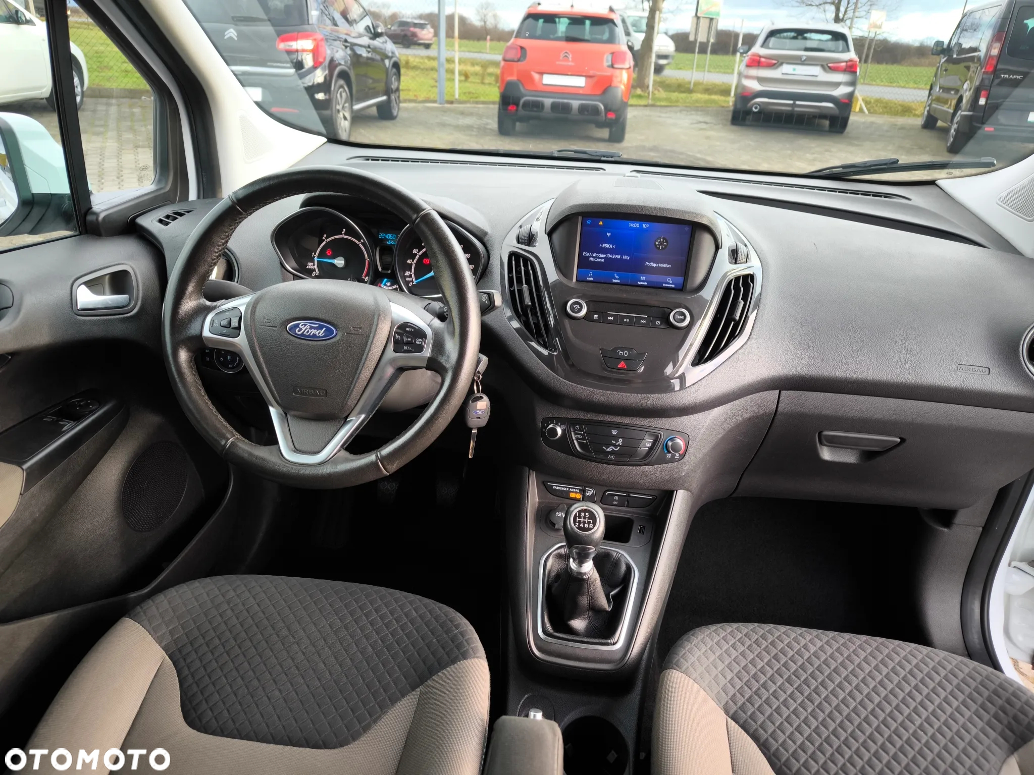 Ford Tourneo Courier 1.5 TDCi Titanium - 12