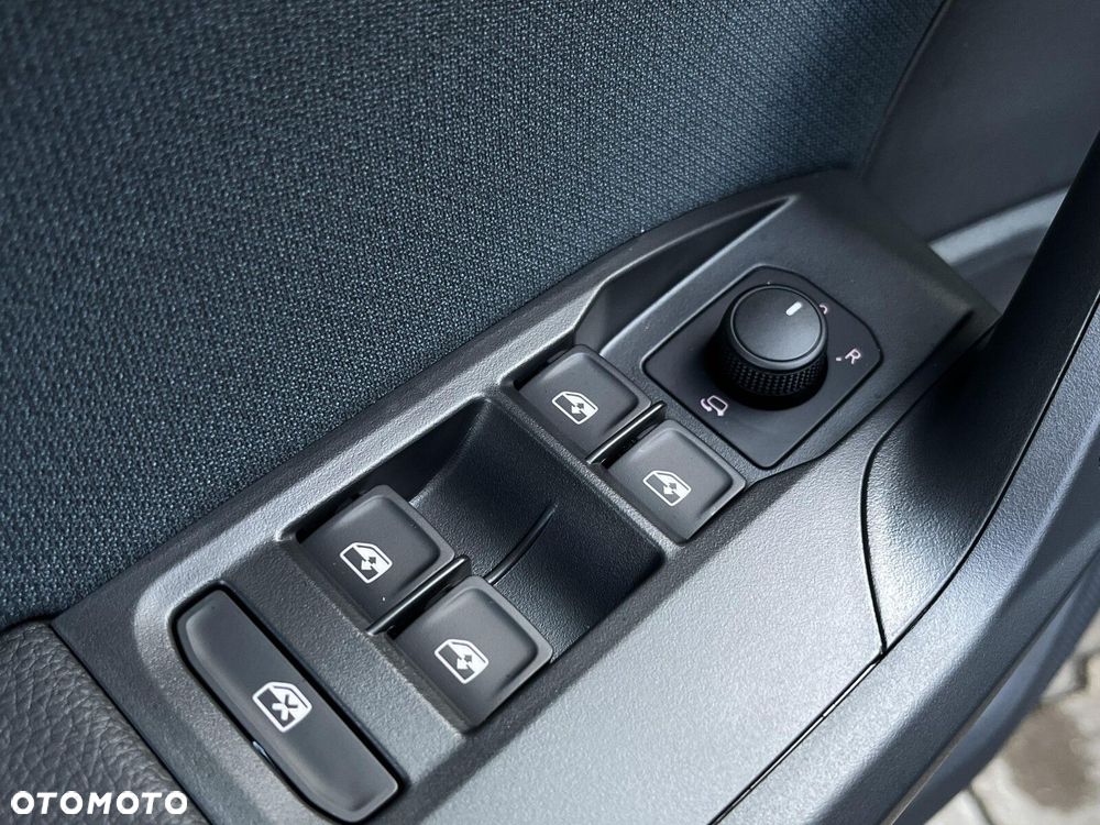 Seat Arona - 16