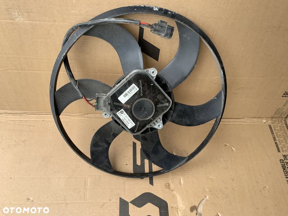 Wentylator chłodnicy wiatrak BMW E81 E87 E84 E90 7588974 - 2
