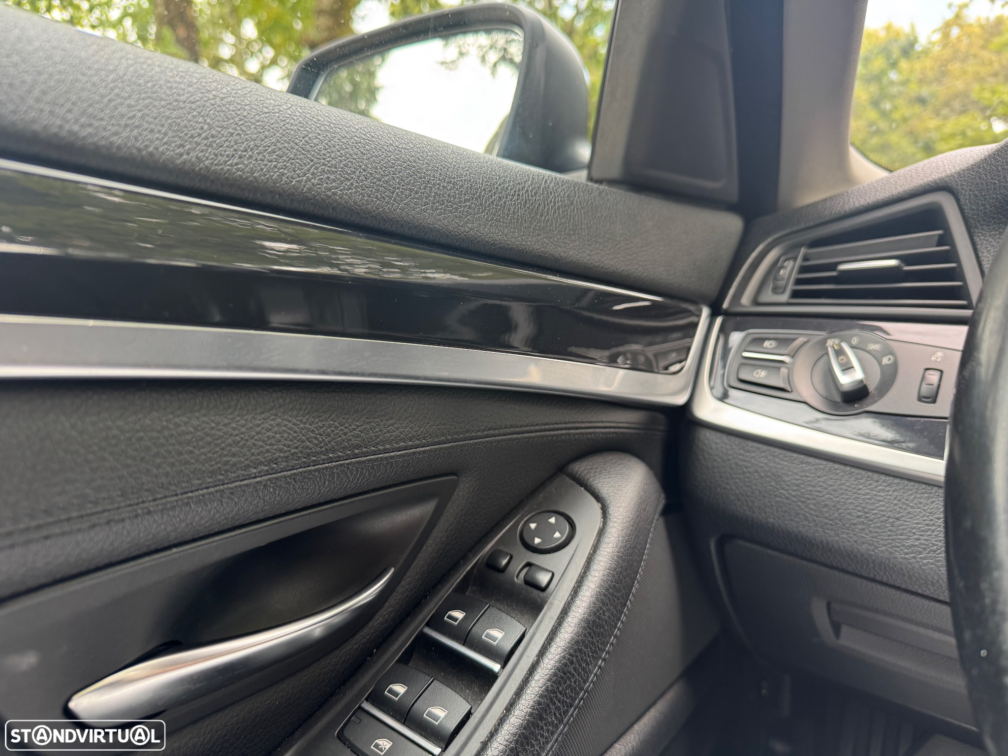 BMW 520 d Auto - 37