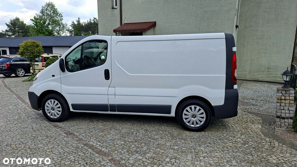 Opel VIVARO - 8