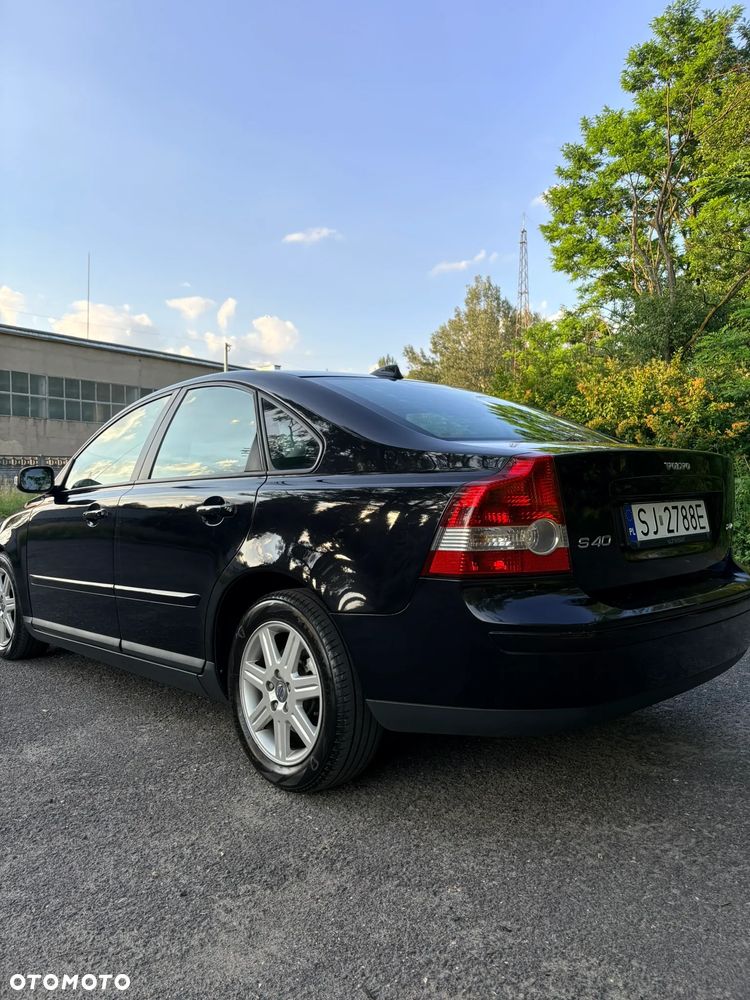 Volvo S40 2.0D Momentum - 3