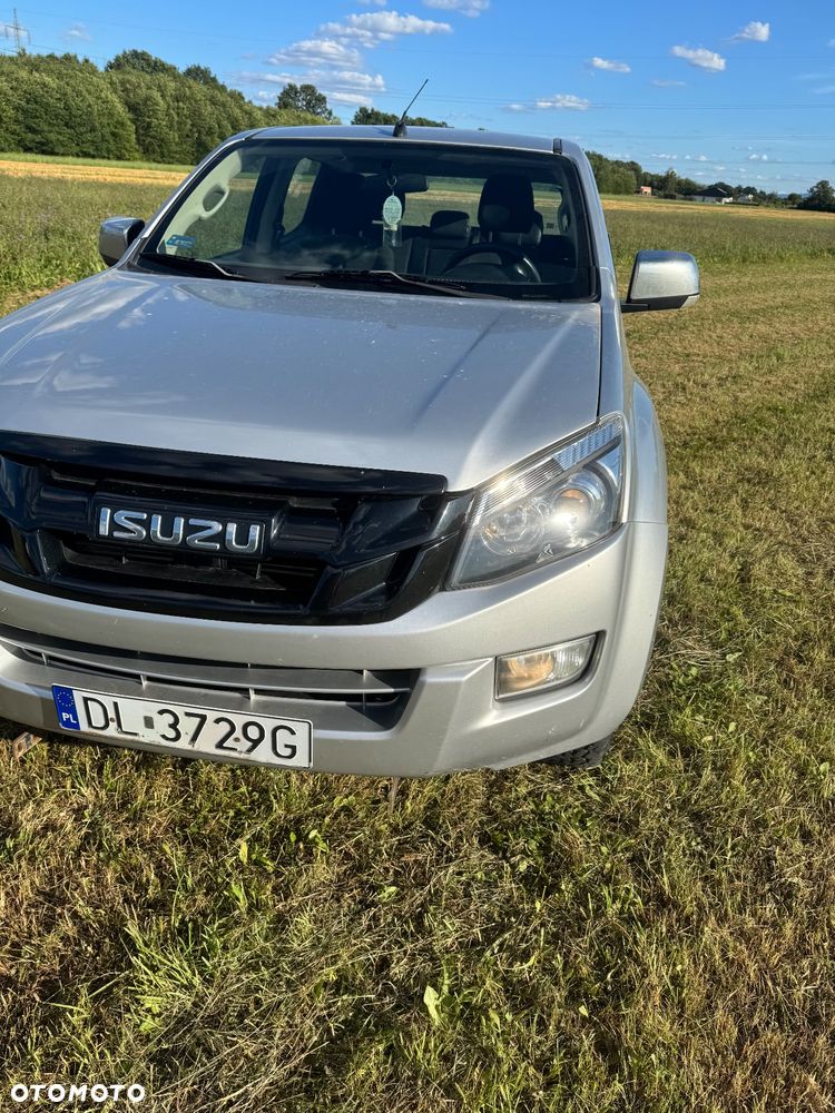 Isuzu D-Max 2.5 DC LS - 10