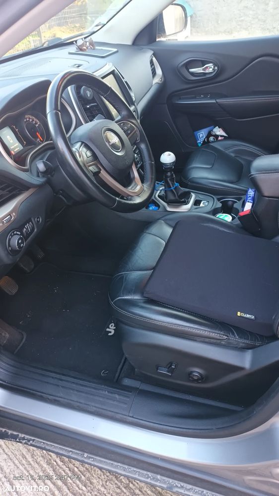 Jeep Cherokee 2.0 Mjet 4x2 Longitude - 11