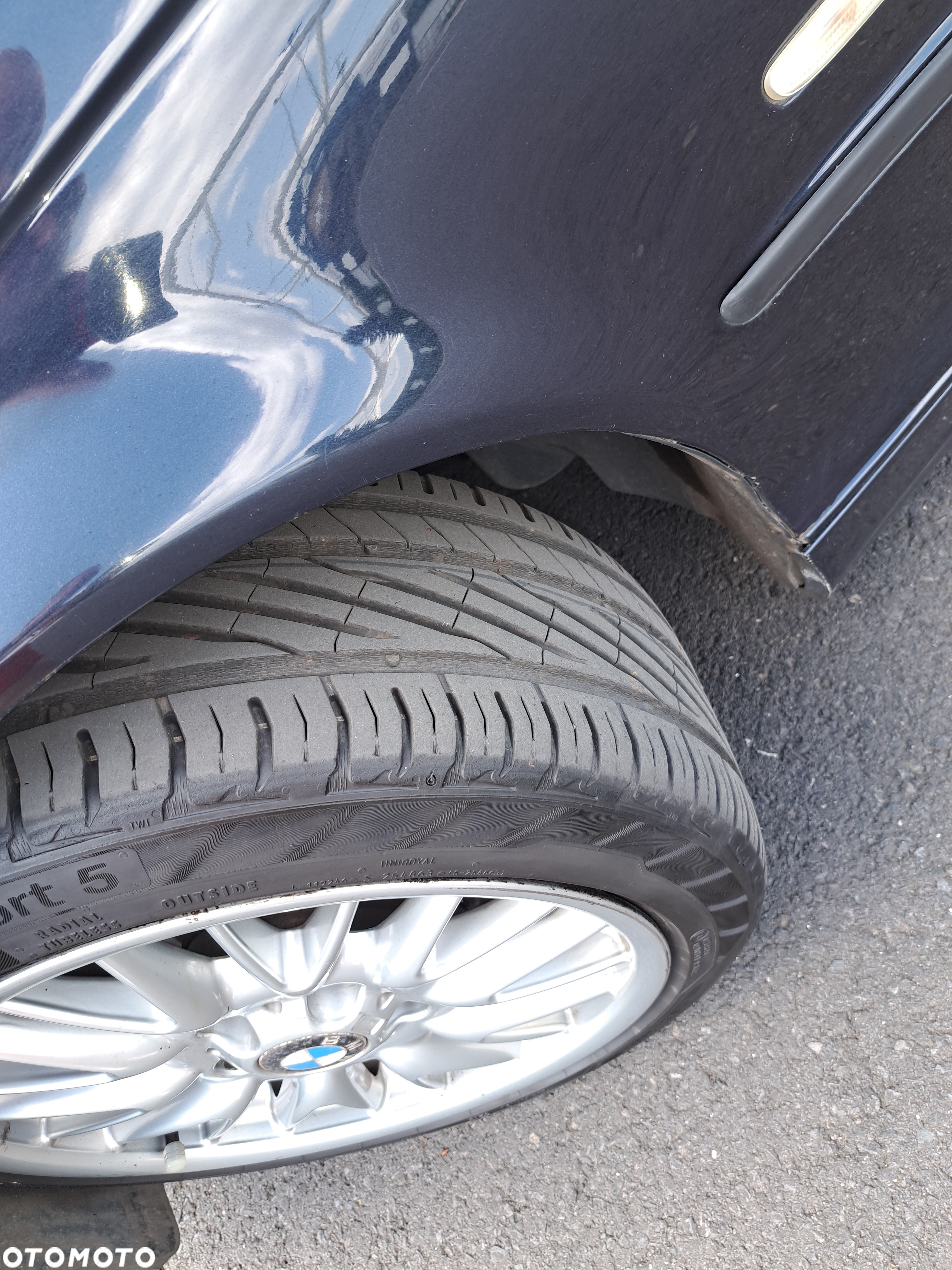 BMW Seria 3 323i - 11