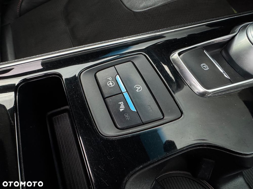 Ford Edge 2.0 EcoBlue Bi-Turbo 4x4 ST-LINE - 38