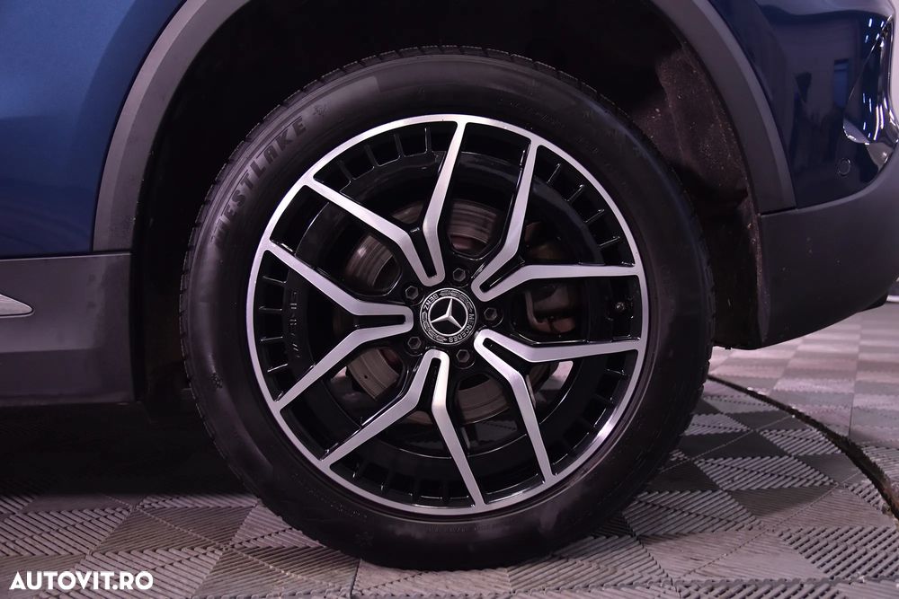 Mercedes-Benz EQA 250 - 13