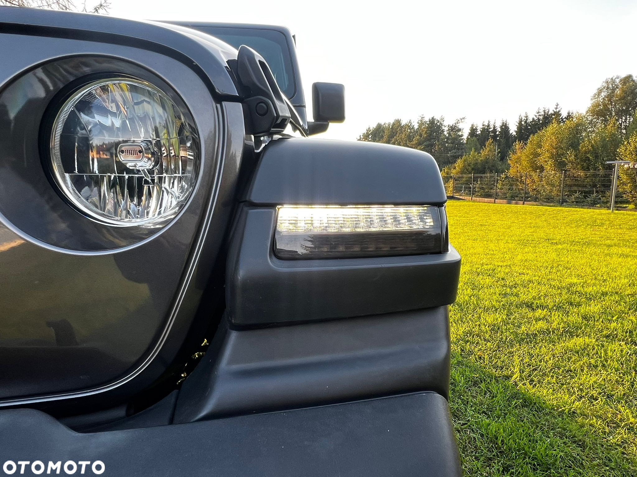 Jeep Wrangler - 11