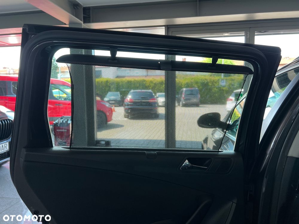 Volkswagen Passat 2.0 TDI Comfortline - 33
