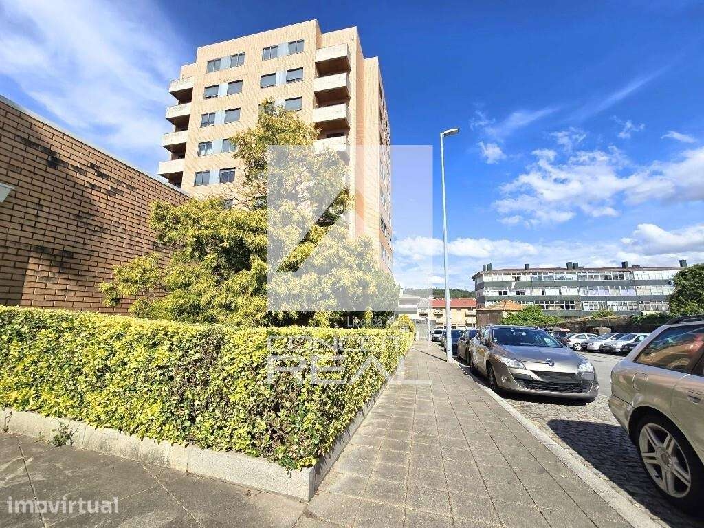 Apartamento T3 - Ermesinde (Centro) - Grande imagem: 2/32