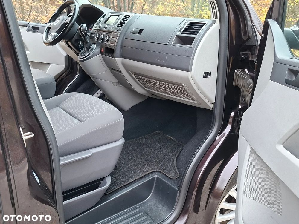 Volkswagen Transporter T5 - 32