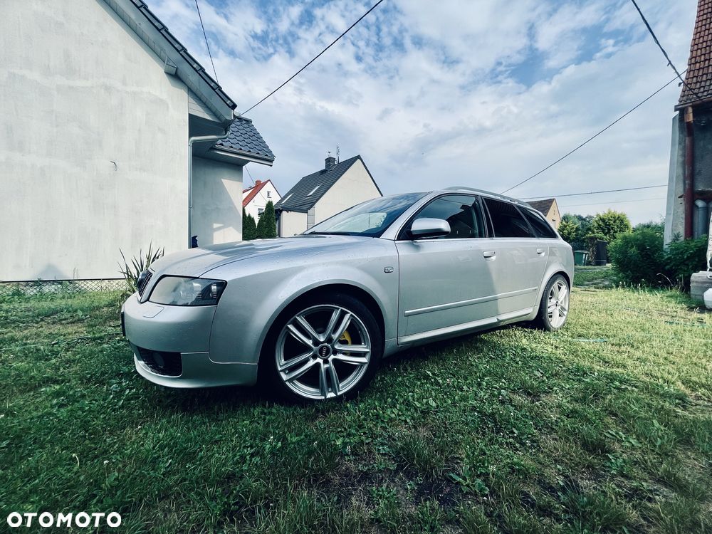 Audi A4 Limousine - 3
