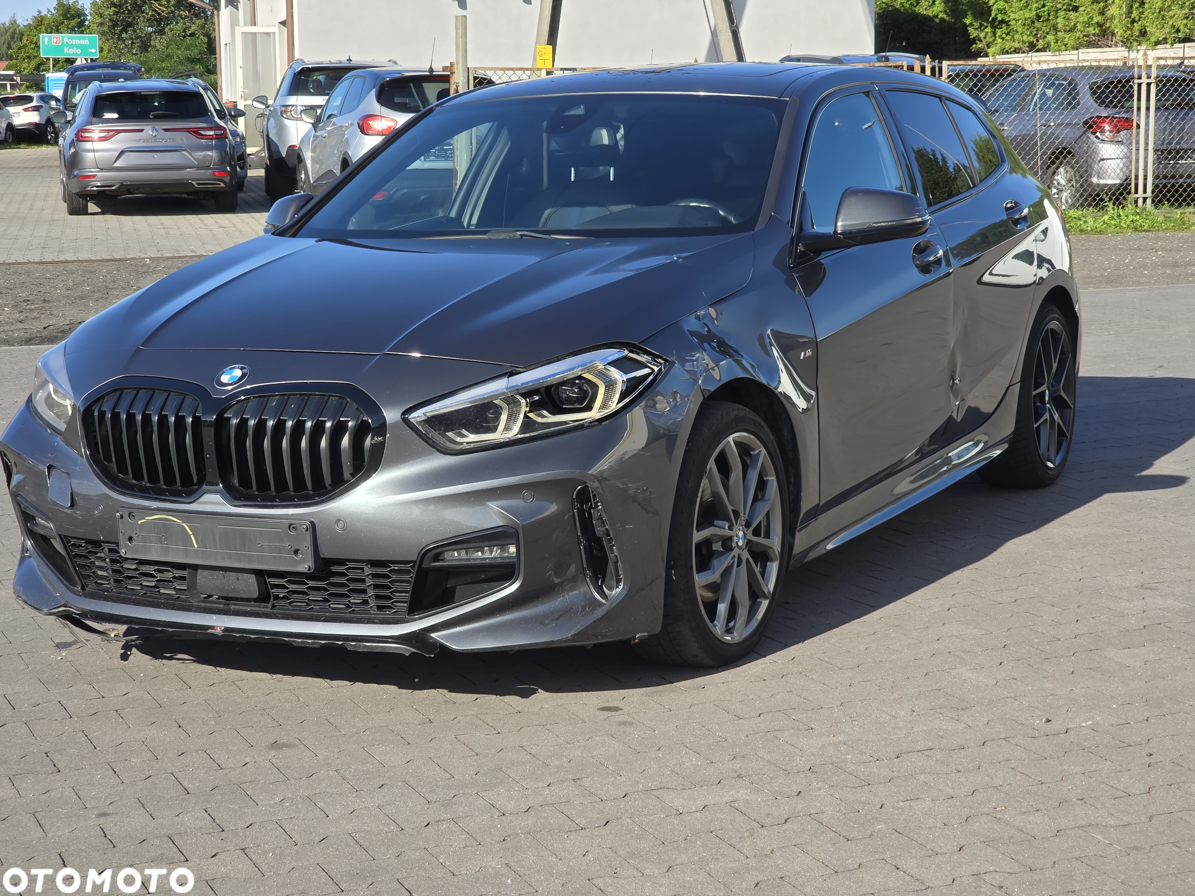 BMW Seria 1 116d M Sport Shadow - 11
